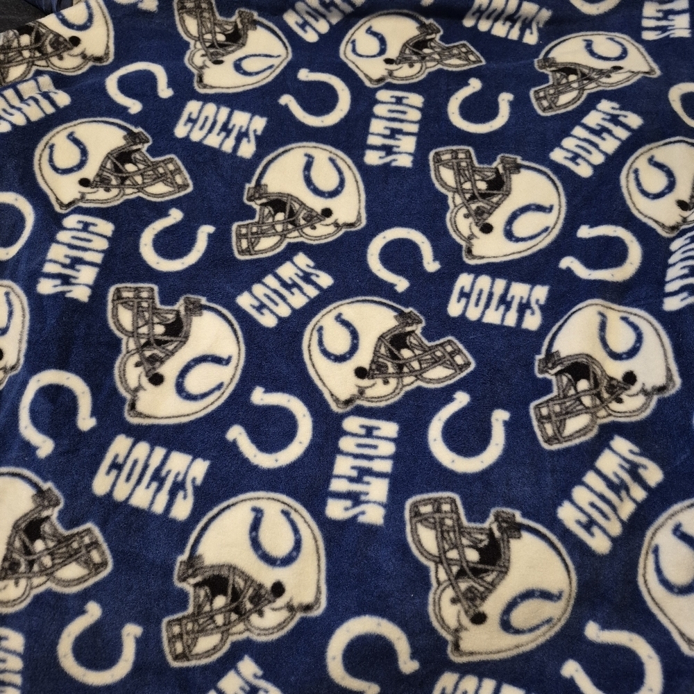 Fleece fitted Crib or toddler bed sheet, New Indianapolis Colts NFL hand crafted